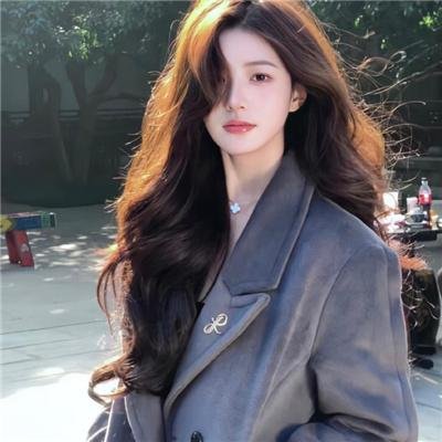 演员妮可·华莱士 
